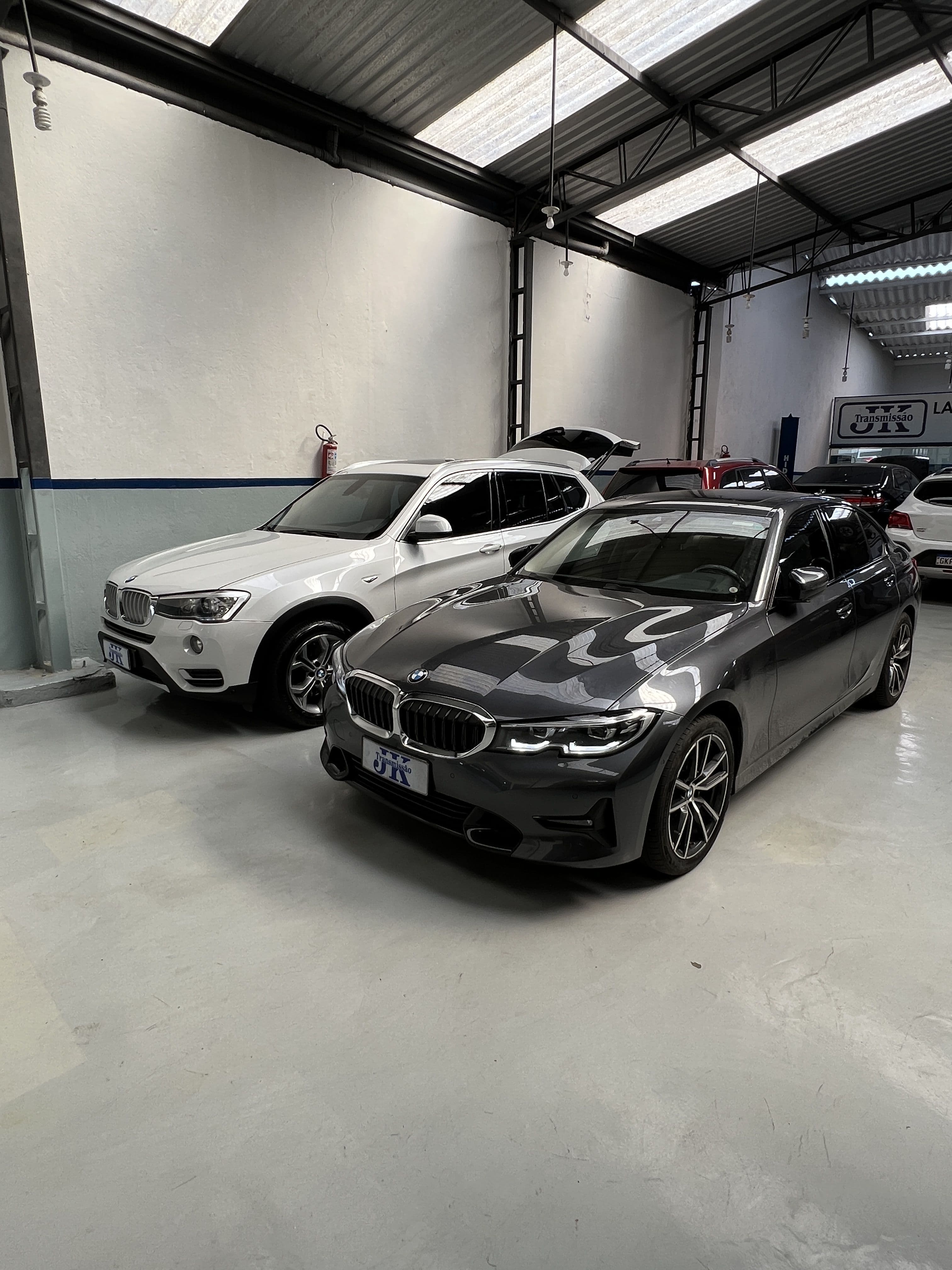 Revisão em geral em Land Rover Jaguar e Volvo na JK Transmissão